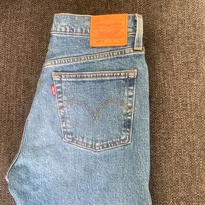 Levi’s 501 - stretch skinny - size 28 (premium)